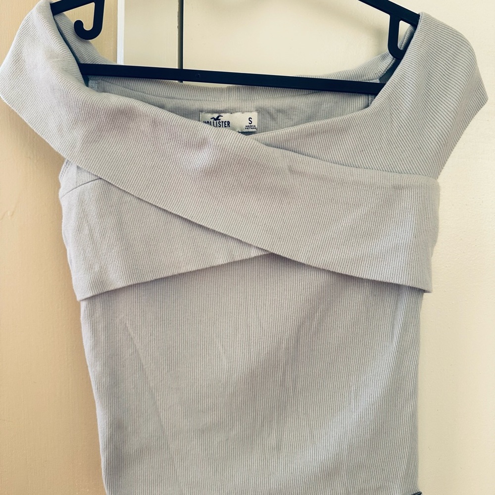 Hollister off-shoulder women’s top - light blue, small, slightly cropped